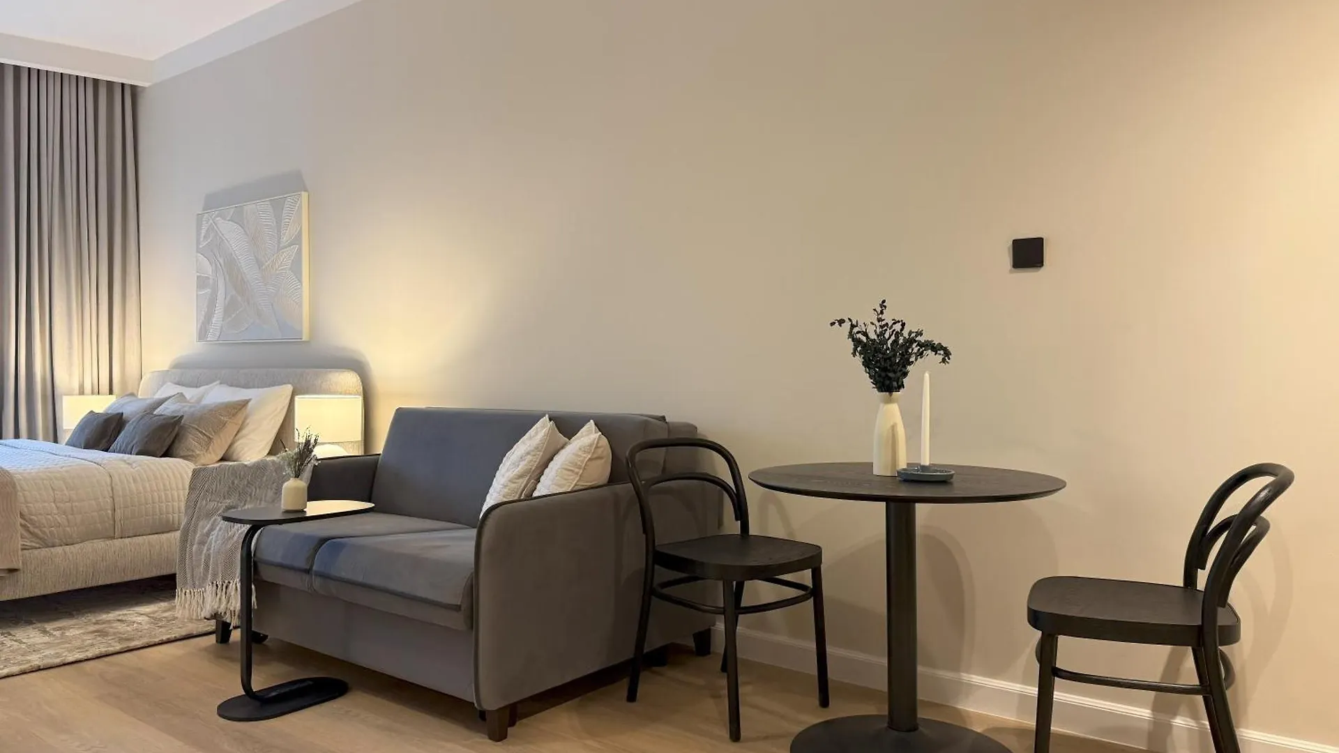 Signature Studio Jlt Dubai United Arab Emirates
